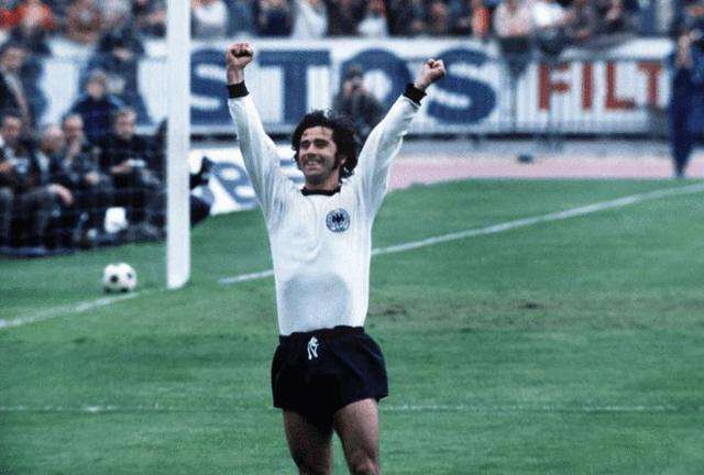 德需要更多 德需要更多